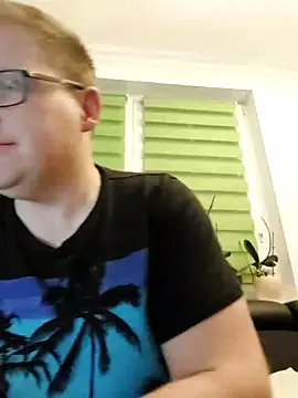 AnnualSunrise online show from December 5, 8:11 pm