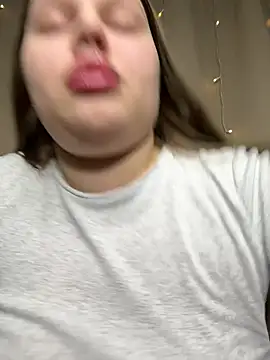 perfect sweety girl online show from February 13, 7:10 pm