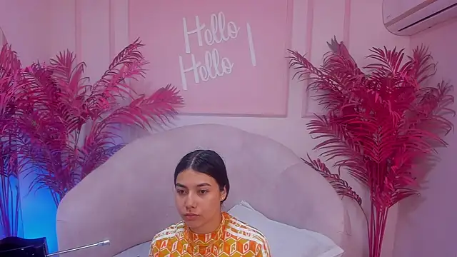 Natasharuso online show from February 22, 11:35 am