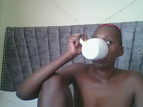 Dizzydose online show from November 6, 5:30 am