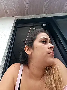 Latina sexy1 online show from February 23, 6:45 pm