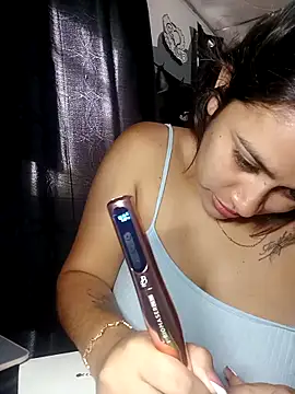 Latina sexy1 online show from February 24, 12:25 pm