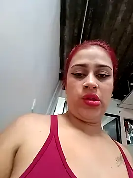 Snapshot of Latina_sexy1 chatting on May 12, 12:46 pm Latina sexy1 online show from May 12, 12:46 pm