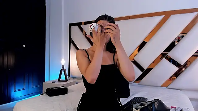 Aron cruz online show from March 4, 1:39 pm