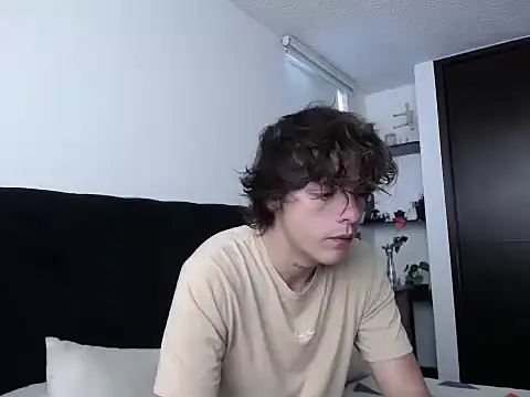 Santiago kiler online show from December 11, 1:49 pm