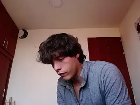 Santiago kiler online show from January 13, 10:45 pm