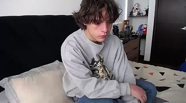 Santiago kiler online show from February 18, 12:49 pm