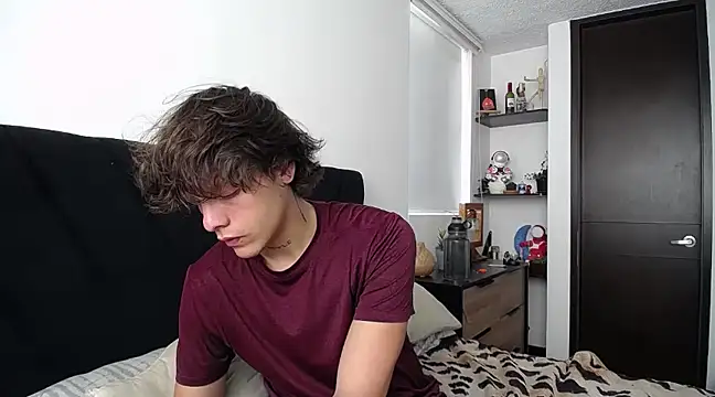 Santiago kiler online show from March 3, 5:50 pm