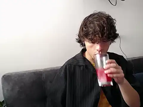 Santiago kiler online show from March 7, 1:51 pm