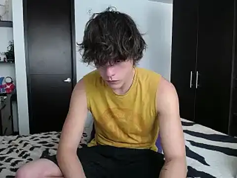 Santiago kiler online show from March 7, 10:10 pm