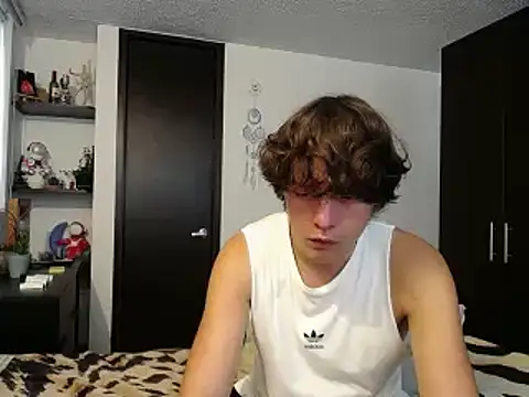 Santiago kiler online show from March 8, 10:34 pm