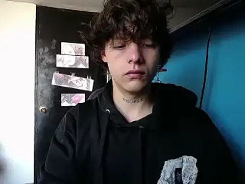 Santiago kiler online show from March 9, 1:26 pm