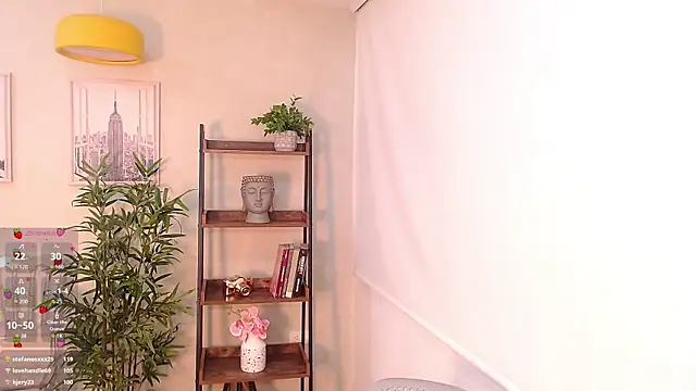 Sassy--Girl online show from February 12, 6:51 pm