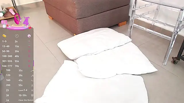 Sassy--Girl online show from March 22, 6:36 pm