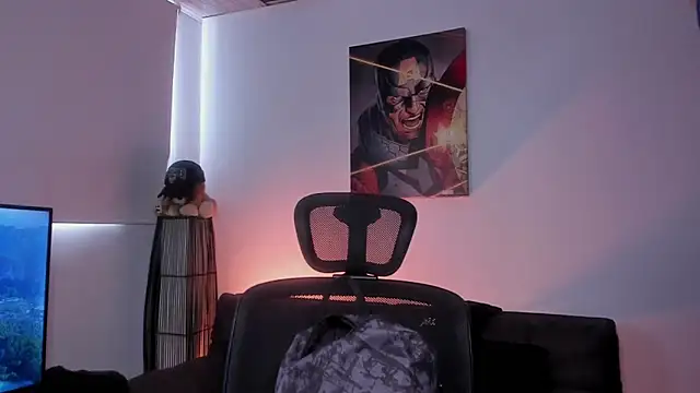 Snapshot of AlexRivera6 chatting on January 30, 7:37 pm AlexRivera6 online show from January 30, 7:37 pm