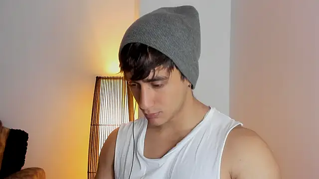 Snapshot of AlexRivera6 chatting on November 16, 3:17 pm AlexRivera6 online show from November 16, 3:17 pm