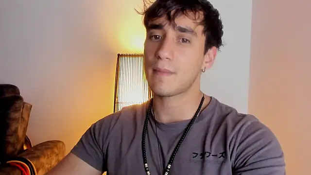 Snapshot of AlexRivera6 chatting on November 29, 12:35 am AlexRivera6 online show from November 29, 12:35 am