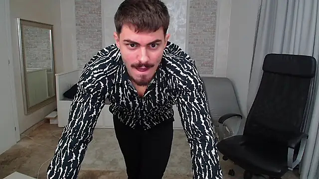 Snapshot of WilsonJules chatting on December 30, 1:58 pm WilsonJules online show from December 30, 1:58 pm