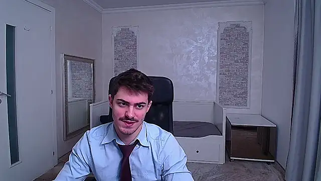 Snapshot of WilsonJules chatting on January 21, 4:27 pm WilsonJules online show from January 21, 4:27 pm