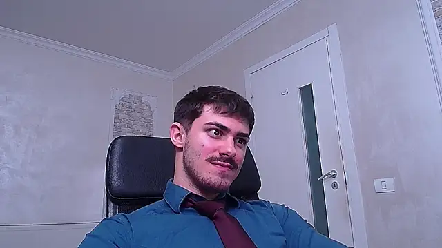 Snapshot of WilsonJules chatting on January 23, 6:45 pm WilsonJules online show from January 23, 6:45 pm