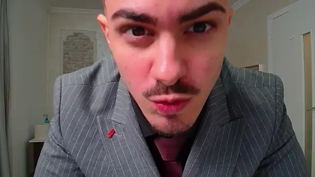 Snapshot of WilsonJules chatting on January 25, 7:49 pm WilsonJules online show from January 25, 7:49 pm