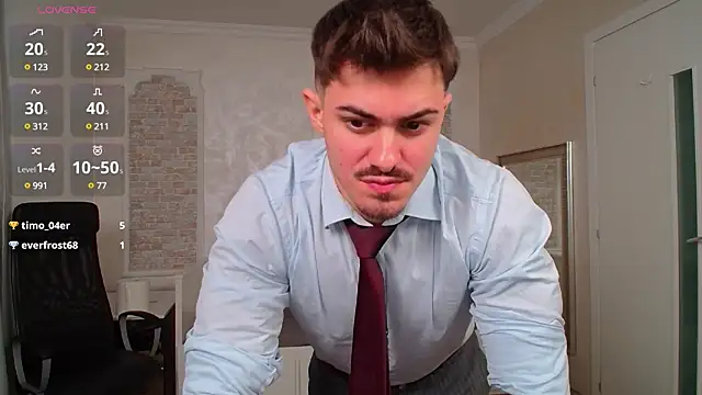 Snapshot of WilsonJules chatting on January 27, 10:16 pm WilsonJules online show from January 27, 10:16 pm