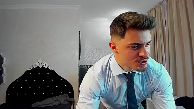 Snapshot of WilsonJules chatting on February 8, 2:38 pm WilsonJules online show from February 8, 2:38 pm