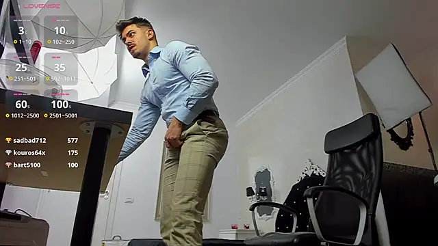 Snapshot of WilsonJules chatting on February 22, 8:42 pm WilsonJules online show from February 22, 8:42 pm