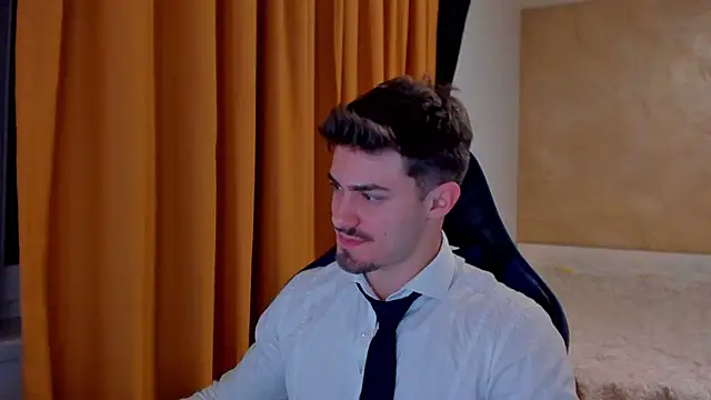 Snapshot of WilsonJules chatting on March 15, 7:05 pm WilsonJules online show from March 15, 7:05 pm