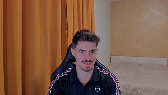 Snapshot of WilsonJules chatting on March 16, 11:14 pm WilsonJules online show from March 16, 11:14 pm