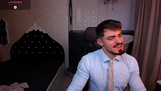 Snapshot of WilsonJules chatting on September 20, 4:24 am WilsonJules online show from September 20, 4:24 am