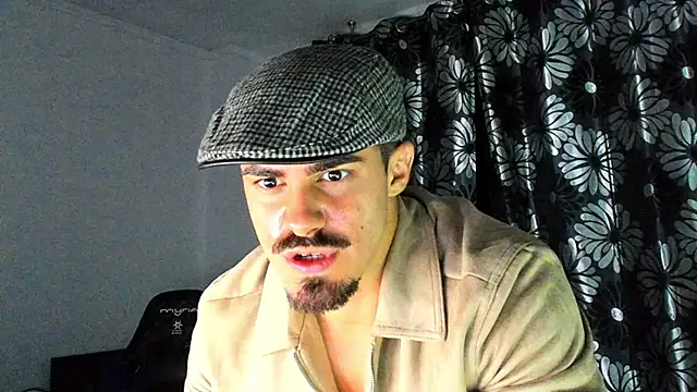 Snapshot of WilsonJules chatting on October 3, 7:33 pm WilsonJules online show from October 3, 7:33 pm