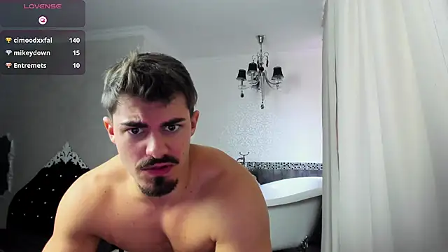 Snapshot of WilsonJules chatting on October 4, 7:39 am WilsonJules online show from October 4, 7:39 am