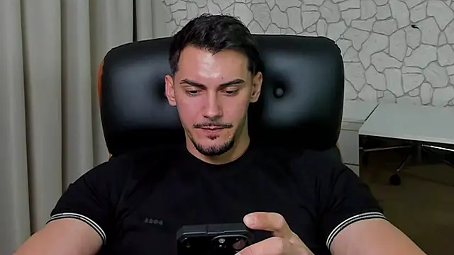 ClintMasters online show from April 21, 6:09 am