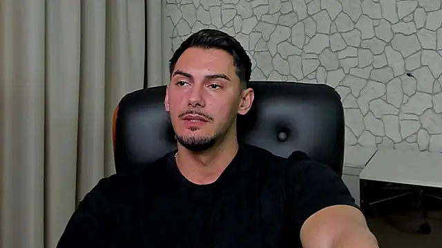 ClintMasters online show from April 22, 5:21 am