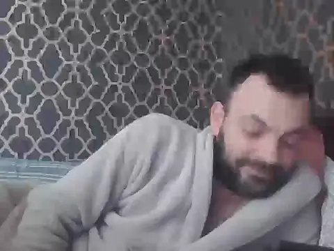 Snapshot of jakerusso chatting on October 25, 11:07 am jakerusso online show from October 25, 11:07 am