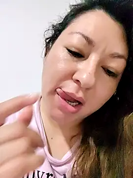 Snapshot of sakotodika chatting on February 23, 1:53 pm sakotodika online show from February 23, 1:53 pm