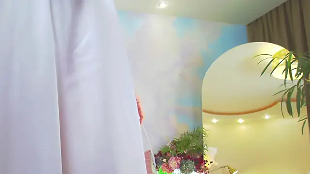 Snapshot of Ledy_Mary chatting on March 2, 9:01 pm Ledy Mary online show from March 2, 9:01 pm
