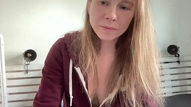 SweetLucy96 online show from December 24, 9:28 am