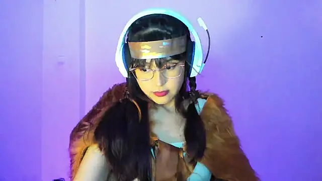 Little Lisy online show from December 1, 5:01 am