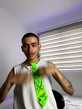 sorry-mom69 online show from October 5, 3:43 pm