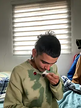 Snapshot of sorry-mom69 chatting on October 31, 12:28 pm sorry-mom69 online show from October 31, 12:28 pm