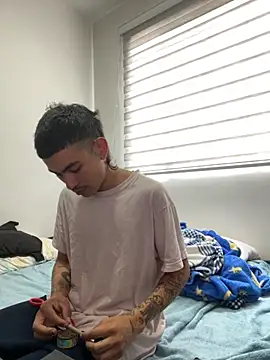 Snapshot of sorry-mom69 chatting on November 16, 5:29 pm sorry-mom69 online show from November 16, 5:29 pm