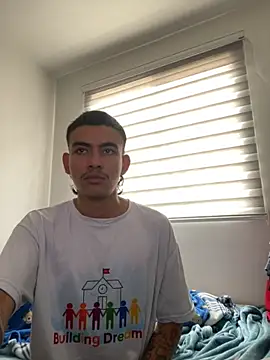 Snapshot of sorry-mom69 chatting on November 17, 2:01 pm sorry-mom69 online show from November 17, 2:01 pm