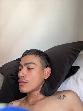 Snapshot of sorry-mom69 chatting on November 30, 1:48 pm sorry-mom69 online show from November 30, 1:48 pm