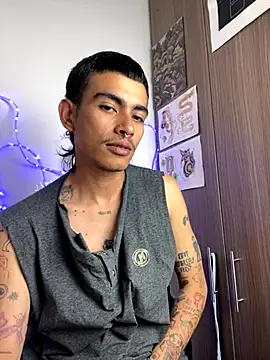 Snapshot of sorry-mom69 chatting on December 2, 7:20 pm sorry-mom69 online show from December 2, 7:20 pm