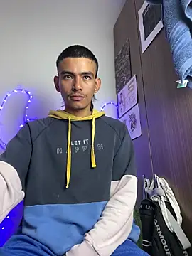 Snapshot of sorry-mom69 chatting on December 14, 12:21 pm sorry-mom69 online show from December 14, 12:21 pm