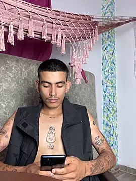 sorry-mom69 online show from February 8, 3:10 am