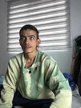 sorry-mom69 online show from April 19, 2:16 pm