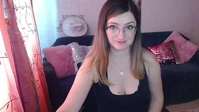 Snapshot of Arielsssplash chatting on July 24, 5:38 am Arielsssplash online show from July 24, 5:38 am
